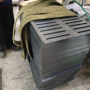 Song sắt chắn rác bằng sắt cắt laser CNC