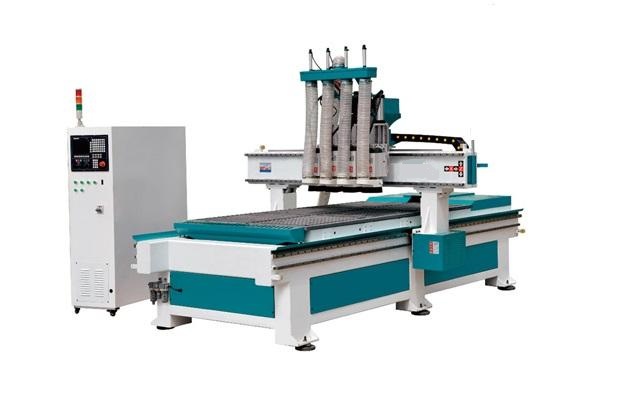 máy gia công trung tâm cnc 4 đầu thay dao tự động